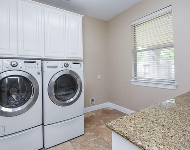 7606 Westmoreland Drive - Photo Thumbnail 34