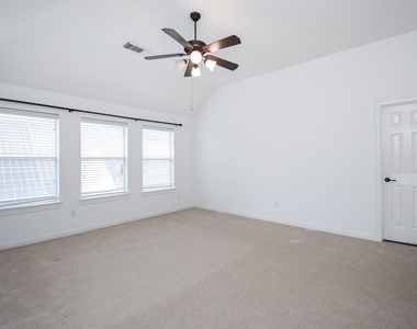 7606 Westmoreland Drive - Photo Thumbnail 28