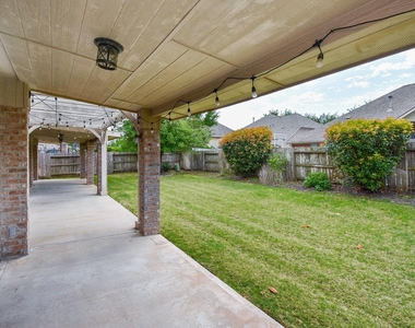 7606 Westmoreland Drive - Photo Thumbnail 35