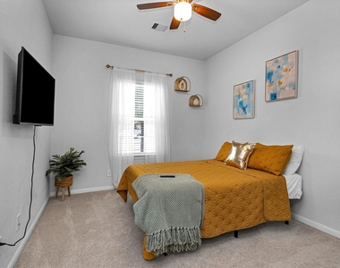 16318 Westley Ridge Drive - Photo Thumbnail 4