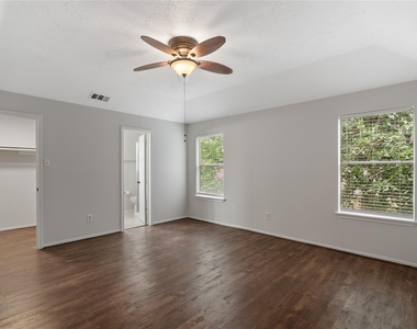 4807 Shadowdale Drive - Photo Thumbnail 10