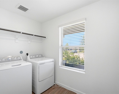 27147 Breakaway Lane - Photo Thumbnail 9