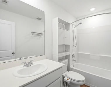 27147 Breakaway Lane - Photo Thumbnail 17