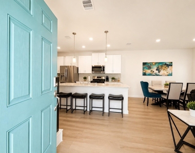624 Pelican Drive - Photo Thumbnail 3