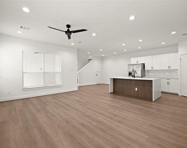 2649 Seaglass View Drive - Photo Thumbnail 3