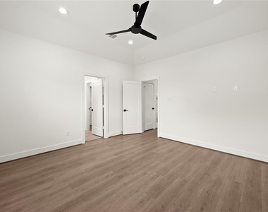 2649 Seaglass View Drive - Photo Thumbnail 13