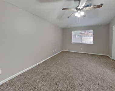 28811 Stapleford Street - Photo Thumbnail 7