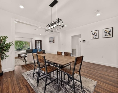 2508 Wheeler Street - Photo Thumbnail 3