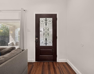 2508 Wheeler Street - Photo Thumbnail 10