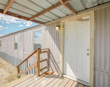 614 Road 5707 - Photo Thumbnail 17