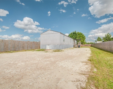 614 Road 5707 - Photo Thumbnail 16