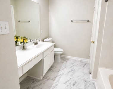 3519 Benjamin Franklin Lane - Photo Thumbnail 14