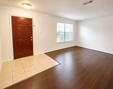3519 Benjamin Franklin Lane - Photo Thumbnail 1