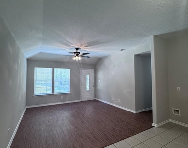 12551 Royal Lake Drive - Photo Thumbnail 2