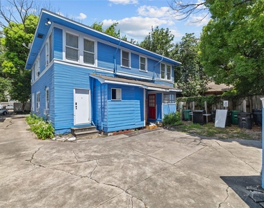 2511 Whitney - Photo Thumbnail 3