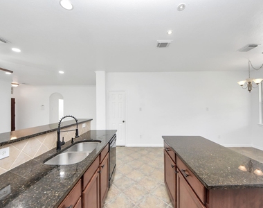 7330 Jacobs Well Drive - Photo Thumbnail 19