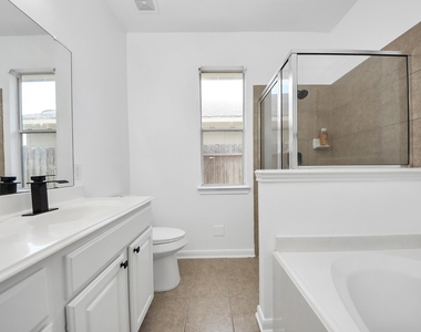 7330 Jacobs Well Drive - Photo Thumbnail 12