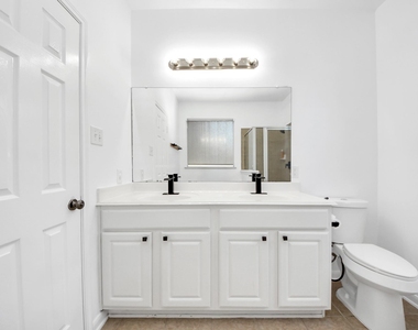7330 Jacobs Well Drive - Photo Thumbnail 14