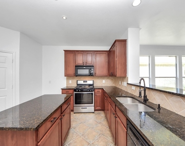 7330 Jacobs Well Drive - Photo Thumbnail 18