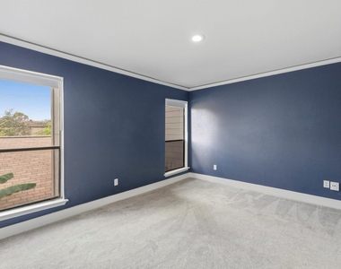 1063 Country Place Drive - Photo Thumbnail 23