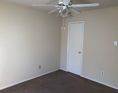 18023 Garden Manor Drive - Photo Thumbnail 8