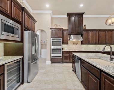 3502 Gambel Drive - Photo Thumbnail 8
