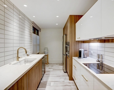 2700 Revere Street - Photo Thumbnail 8