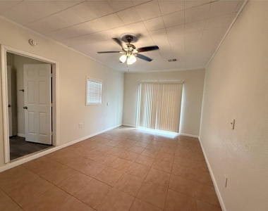 8 Piney Way - Photo Thumbnail 16