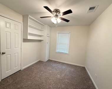 8 Piney Way - Photo Thumbnail 14