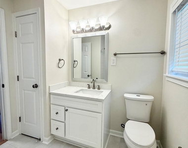 8 Piney Way - Photo Thumbnail 21