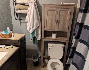 9830 Thistle Trail Drive - Photo Thumbnail 16
