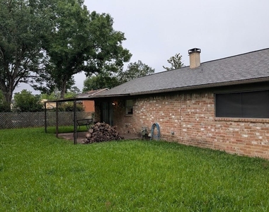 9830 Thistle Trail Drive - Photo Thumbnail 18