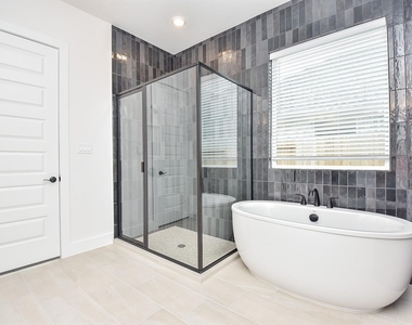 7622 Ridgeside Drive - Photo Thumbnail 11