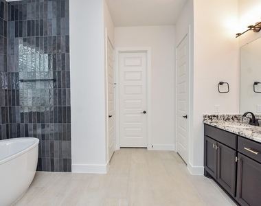 7622 Ridgeside Drive - Photo Thumbnail 21