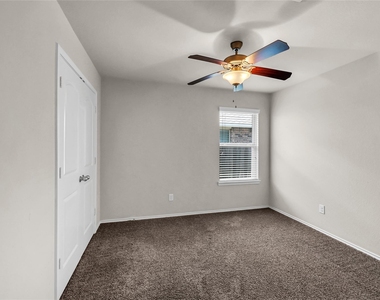 23723 Giardini Drive - Photo Thumbnail 7