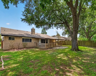 16614 Blackhawk Boulevard - Photo Thumbnail 26