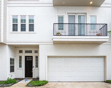 955 W 24th Street - Photo Thumbnail 1