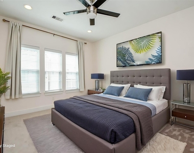 955 W 24th Street - Photo Thumbnail 7