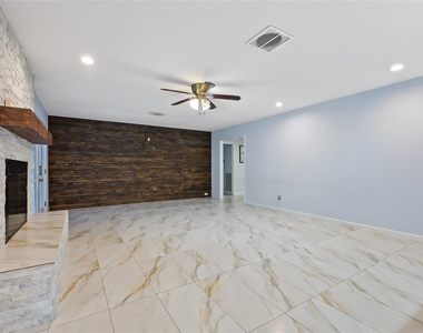 12018 Beinhorn Drive - Photo Thumbnail 5