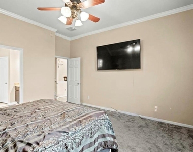 3106 Valley Court - Photo Thumbnail 17