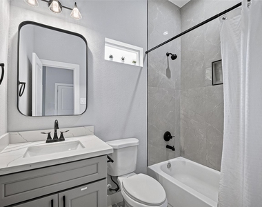 5027 Dickens Road - Photo Thumbnail 21