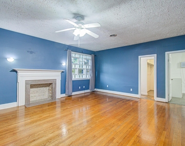 5419 Gulfton Street - Photo Thumbnail 2