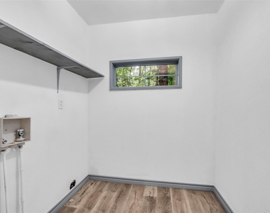 1381 Harrell Road - Photo Thumbnail 8