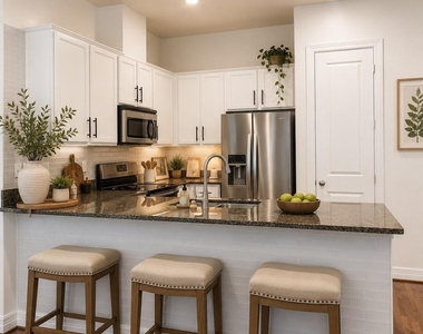 3846 Center Street - Photo Thumbnail 10