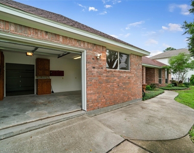 20403 Atascocita Shores Drive - Photo Thumbnail 31