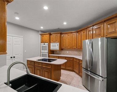20403 Atascocita Shores Drive - Photo Thumbnail 10