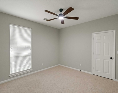 20403 Atascocita Shores Drive - Photo Thumbnail 24