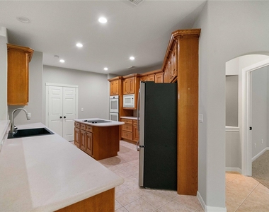 20403 Atascocita Shores Drive - Photo Thumbnail 13