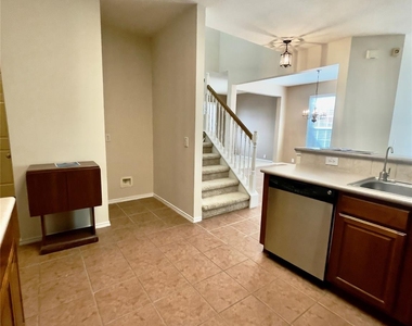 3514 Leaf Vines Drive - Photo Thumbnail 13