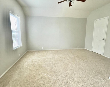 3514 Leaf Vines Drive - Photo Thumbnail 32